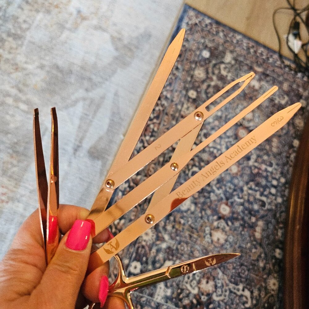 Beauty Angels PMU Golden Ratio Compass Rose Gold tool